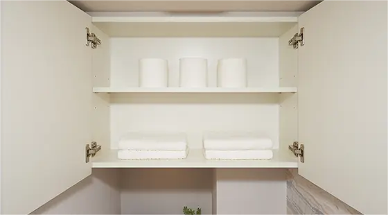 トイレ吊戸棚