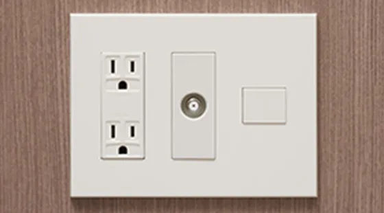 マルチメディアコンセント